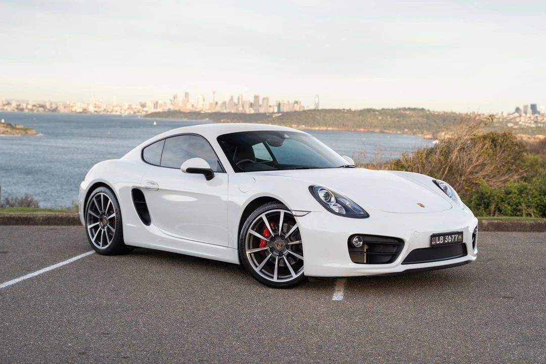 2013 Porsche 981 Cayman S - Image 2 of 31