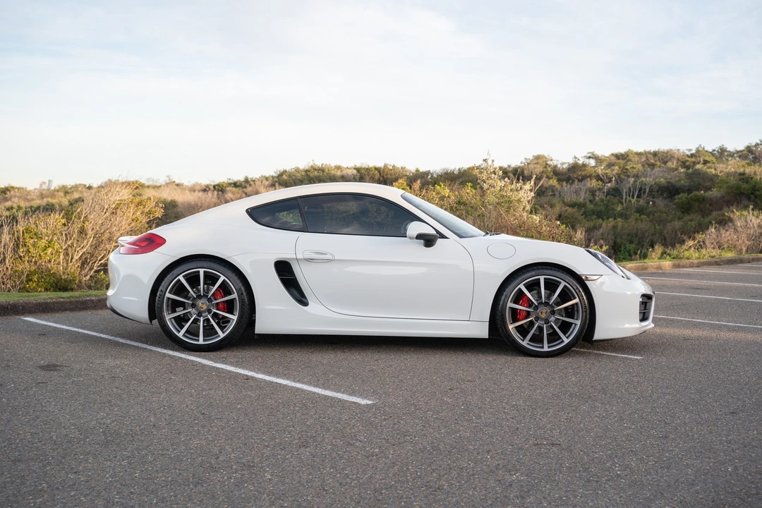 2013 Porsche 981 Cayman S - Image 5 of 31