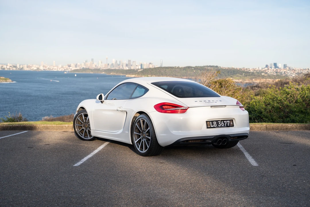 2013 Porsche 981 Cayman S - Image 11 of 31