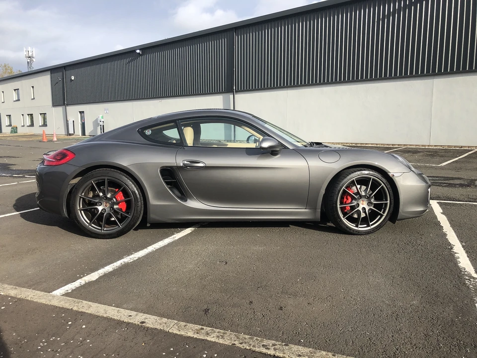 2013 Porsche 981 Cayman S - Image 13 of 31