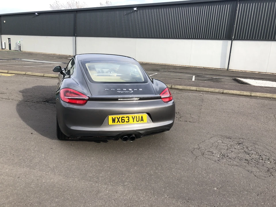 2013 Porsche 981 Cayman S - Image 17 of 31
