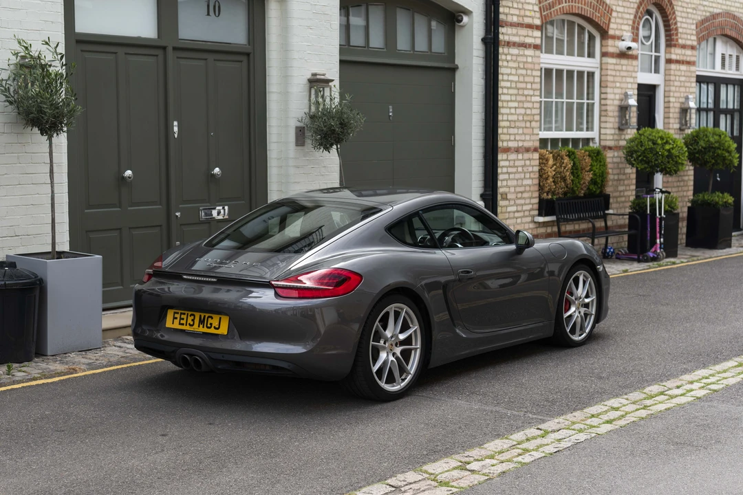 2013 Porsche 981 Cayman S - Image 6 of 31