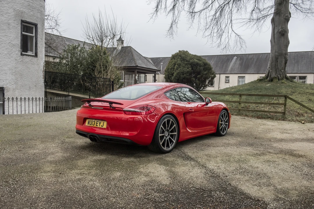 2013 Porsche 981 Cayman S - Image 8 of 31