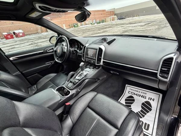 2013 Porsche 958 Cayenne - Image 10 of 19