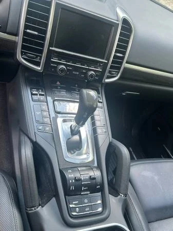 2013 Porsche 958 Cayenne GTS - Image 13 of 21