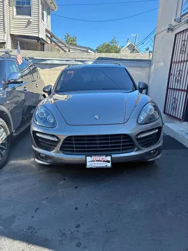 2013 Porsche Cayenne GTS