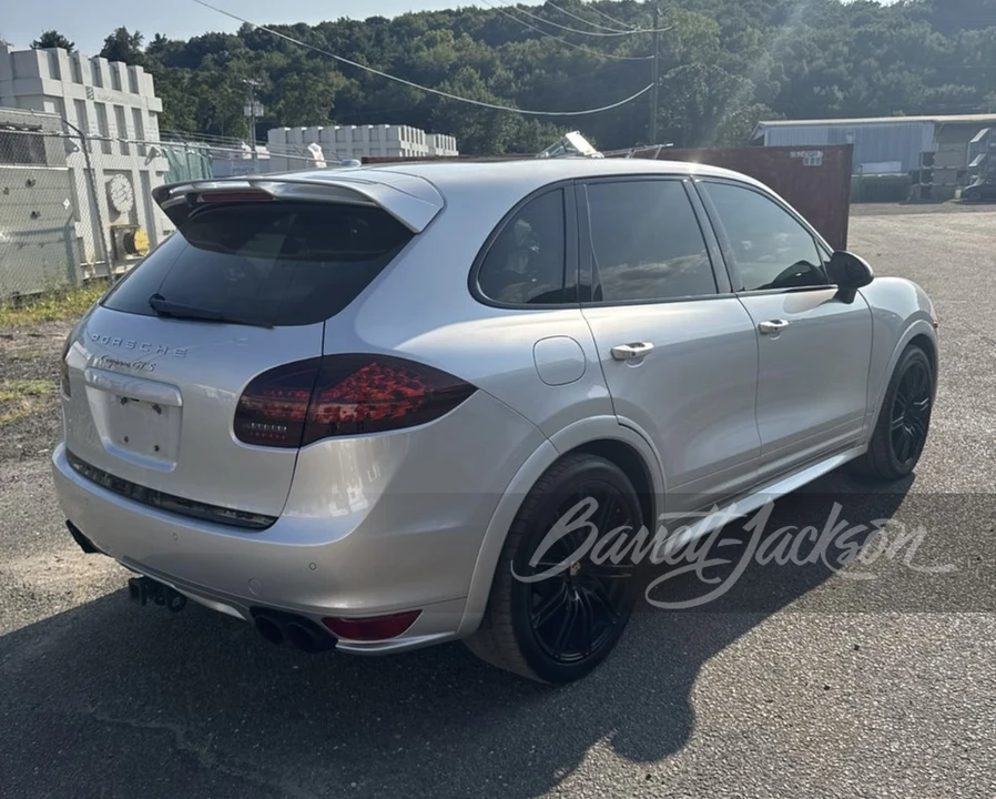 2013 Porsche 958 Cayenne GTS - Image 2 of 5