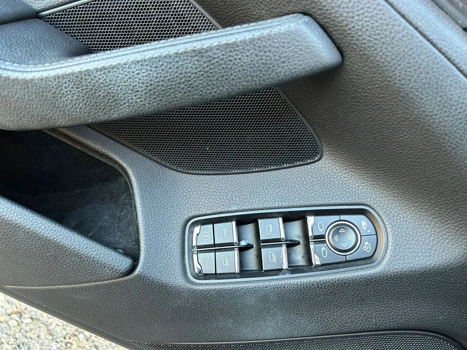 2013 Porsche Panamera - Image 31 of 31