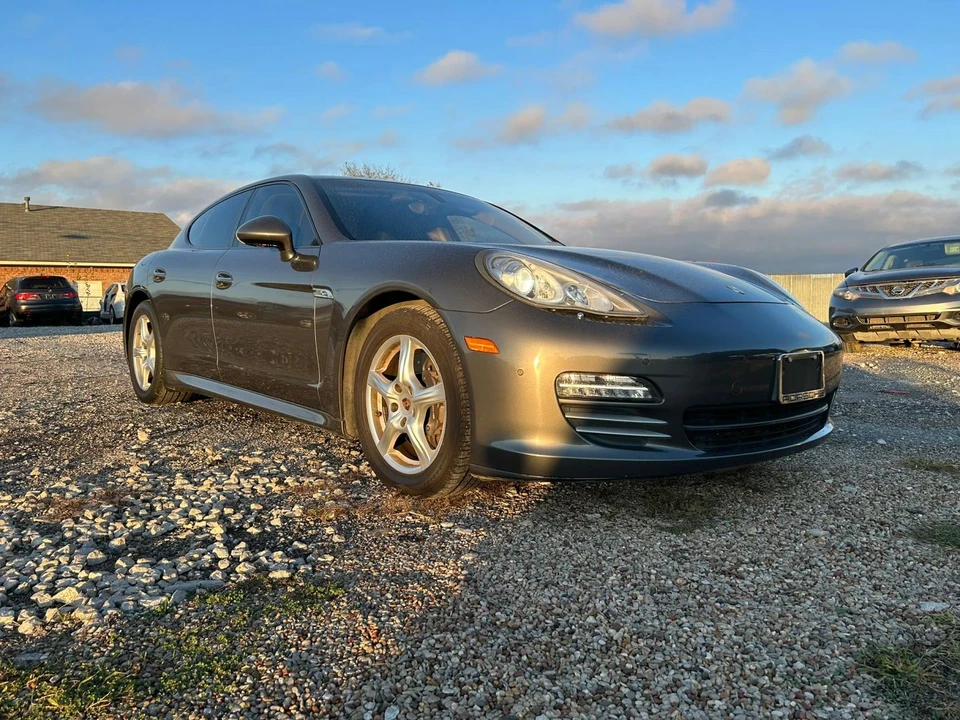 2013 Porsche Panamera - Image 13 of 31