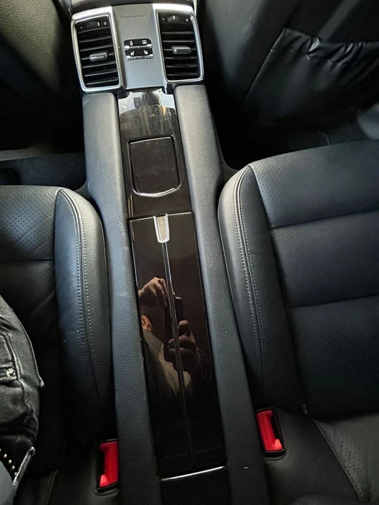2013 Porsche Panamera - Image 29 of 31