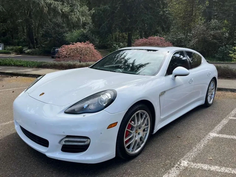 2013 Porsche 970 Panamera - Image 2 of 31