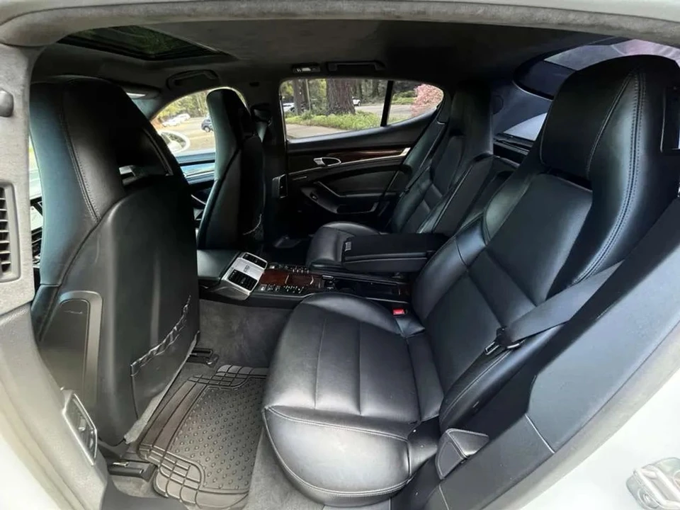 2013 Porsche 970 Panamera - Image 24 of 31