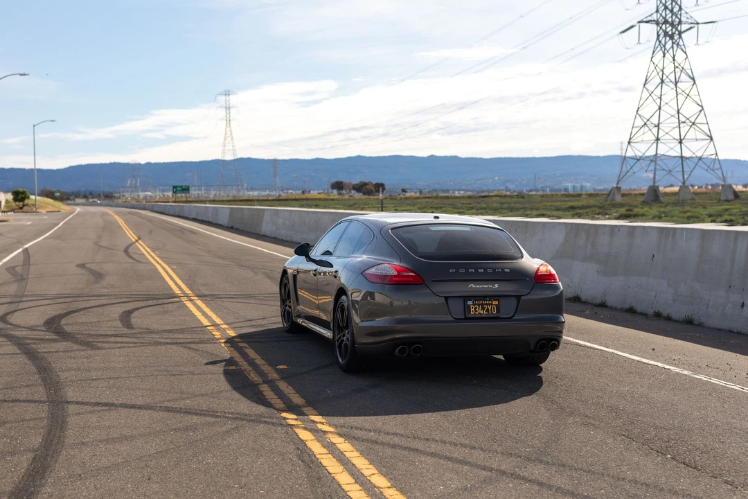 2013 Porsche 970 Panamera S - Image 8 of 31