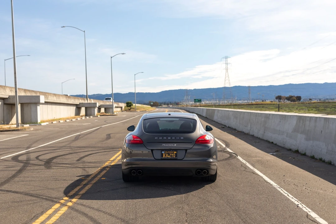 2013 Porsche 970 Panamera S - Image 9 of 31