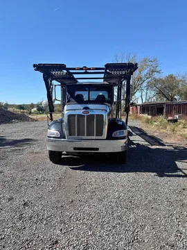2013 Peterbilt 348 5-Car Hauler