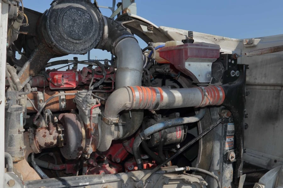 2013 Peterbilt - Image 29 of 31