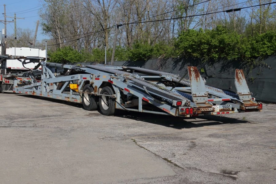 2013 Peterbilt - Image 7 of 31