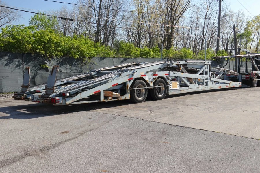 2013 Peterbilt - Image 14 of 31