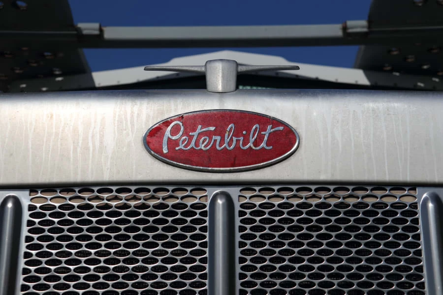 2013 Peterbilt - Image 20 of 31