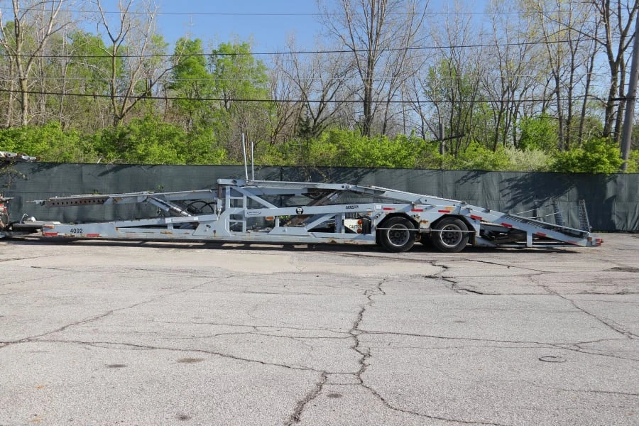 2013 Peterbilt - Image 19 of 31