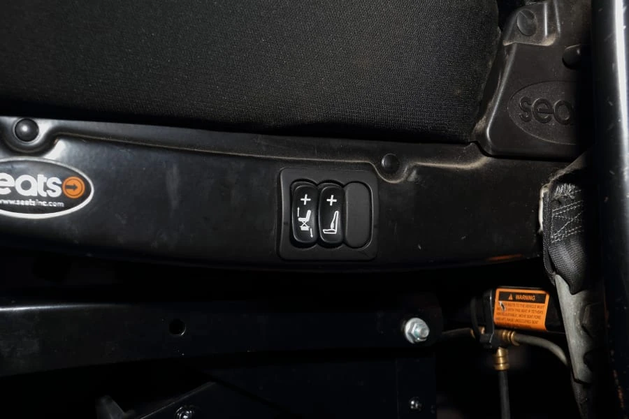 2013 Peterbilt - Image 24 of 31