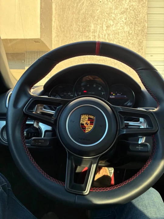 2013 Porsche 981 Boxster - Image 8 of 9