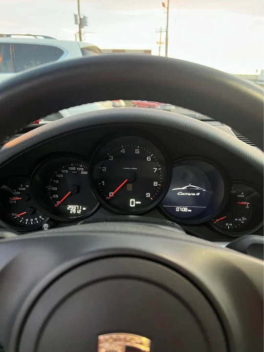 2013 Porsche 911 - Image 10 of 14