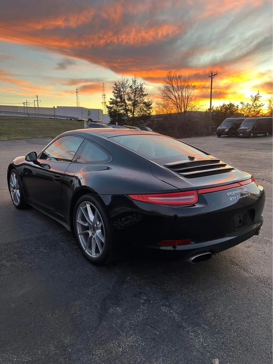 2013 Porsche 911 - Image 7 of 14