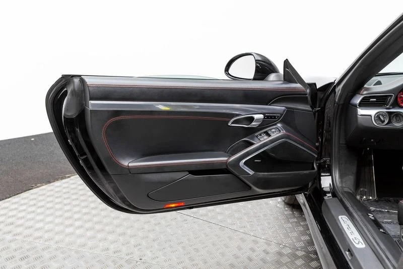 2013 Porsche 991 Carrera 4S - Image 12 of 20
