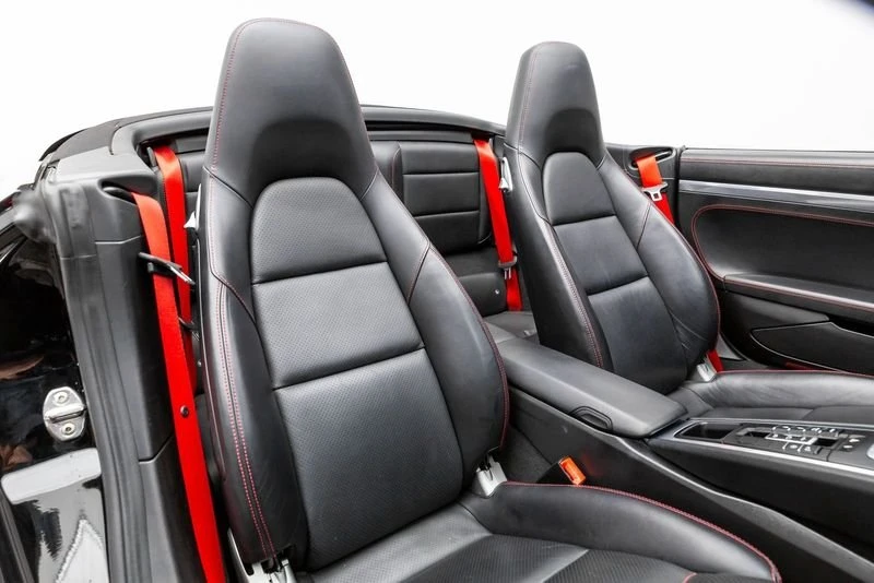 2013 Porsche 991 Carrera 4S - Image 16 of 20