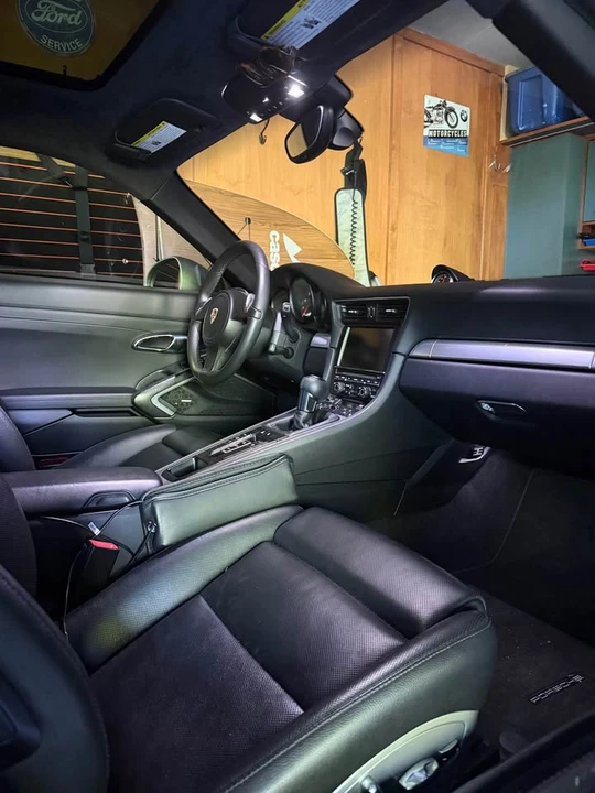 2013 Porsche 911 - Image 7 of 7