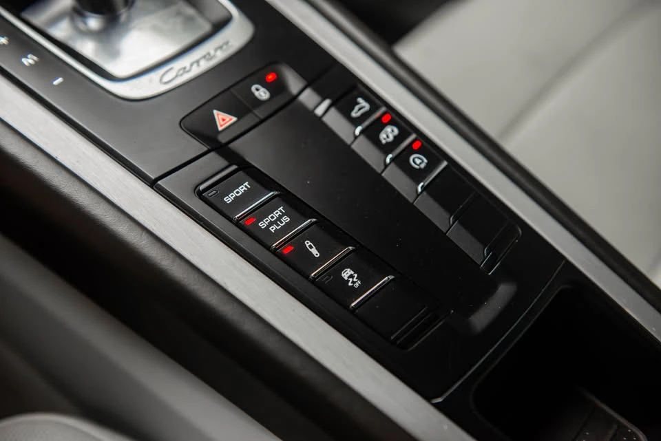 2013 Porsche 991 Carrera 4S - Image 15 of 18