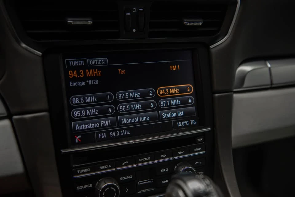 2013 Porsche 991 Carrera 4S - Image 16 of 18