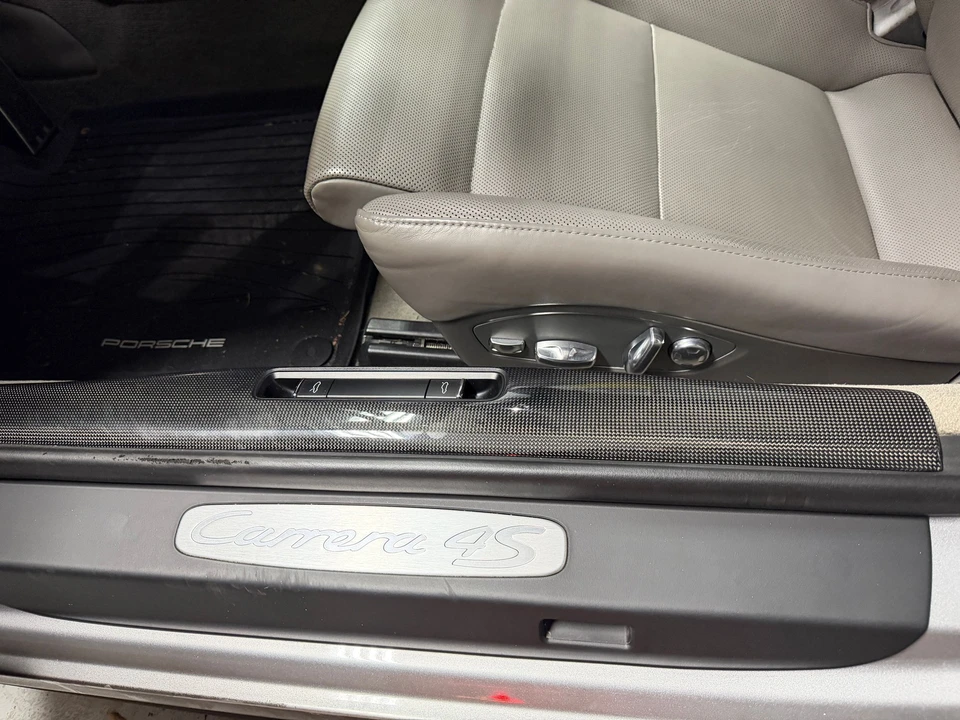 2013 Porsche 991 Carrera 4S - Image 13 of 16