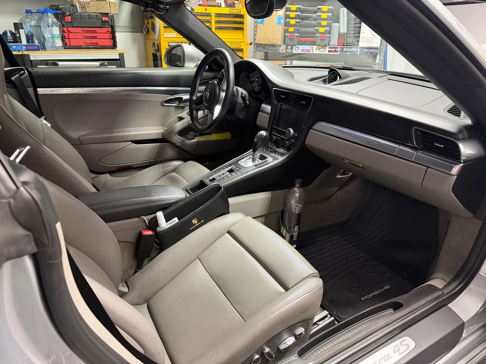 2013 Porsche 991 Carrera 4S - Image 14 of 16