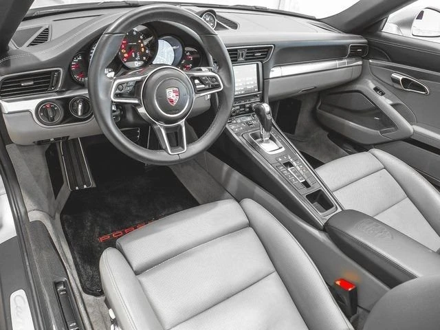 2013 Porsche 991 Carrera 4S - Image 9 of 16