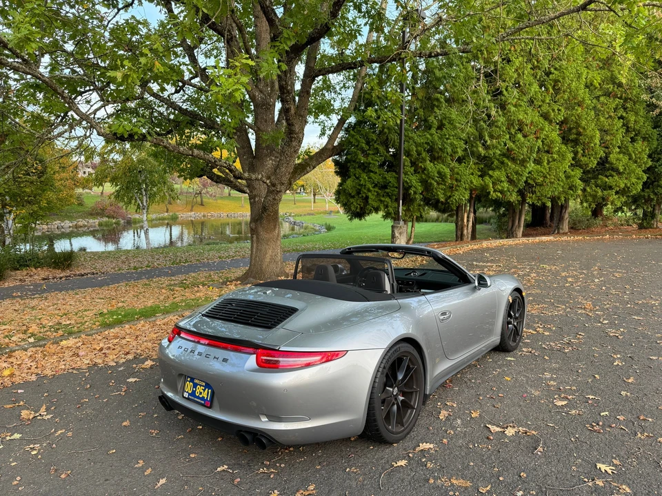 2013 Porsche 991 Carrera 4S - Image 16 of 16