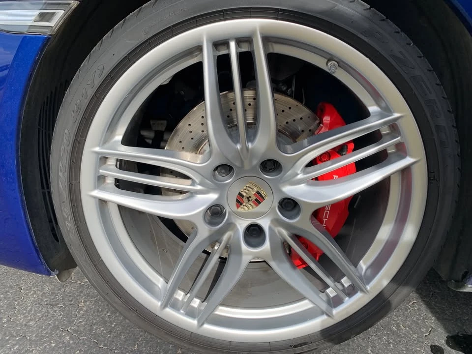 2013 Porsche 991 Carrera 4S - Image 17 of 19
