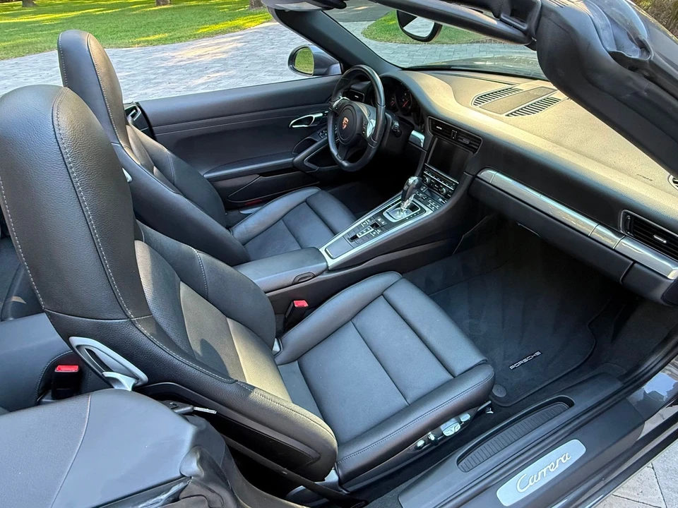 2013 Porsche 991 Carrera - Image 8 of 12