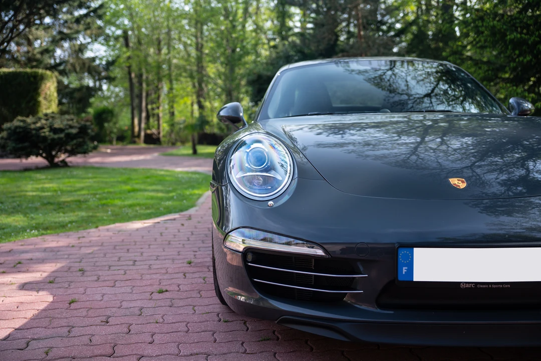 2013 Porsche 991 Carrera - Image 10 of 31