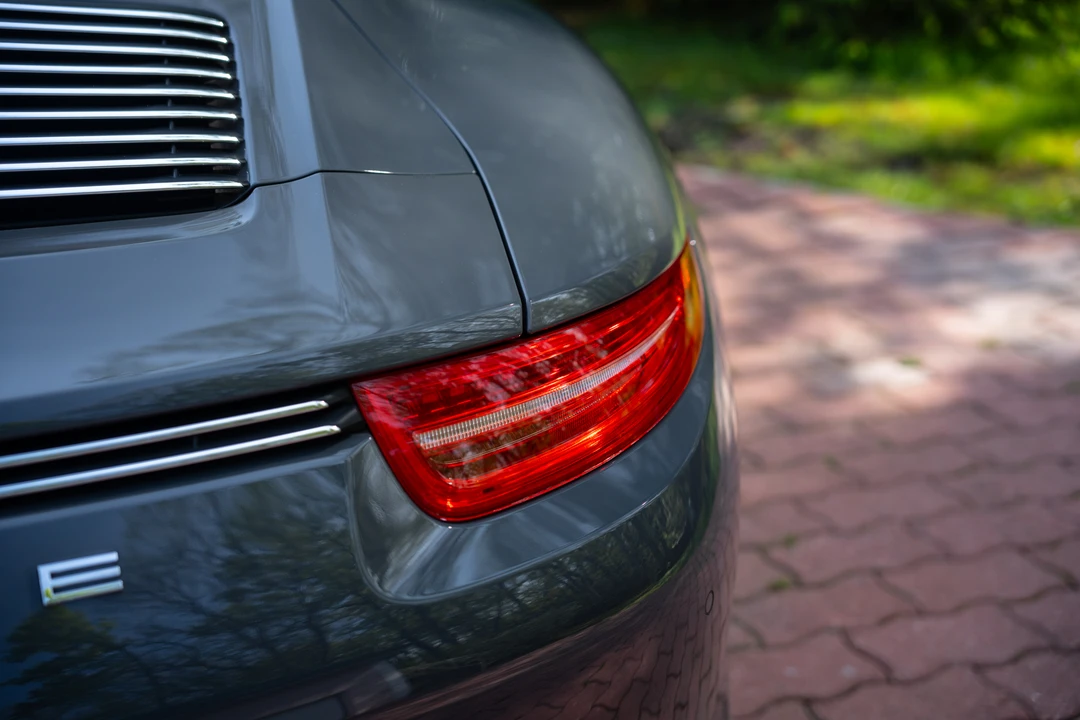 2013 Porsche 991 Carrera - Image 26 of 31