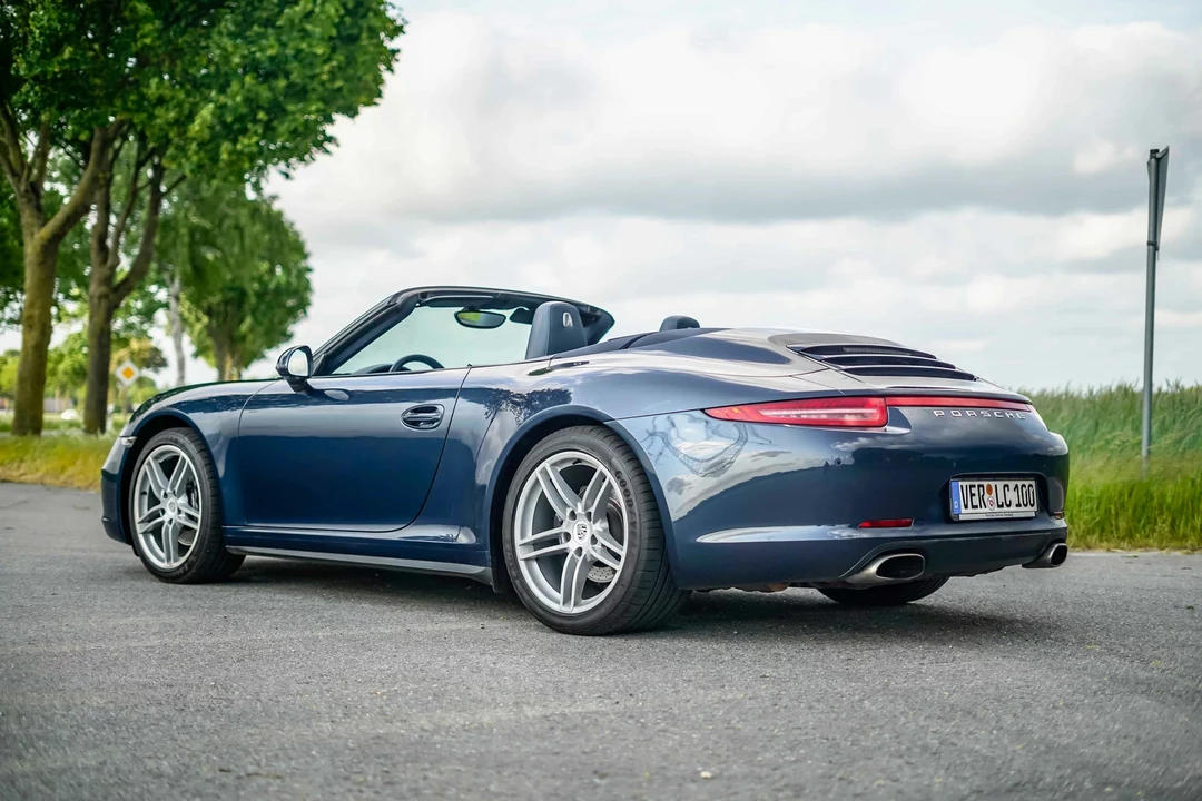 2013 Porsche 991 Carrera 4 - Image 9 of 31