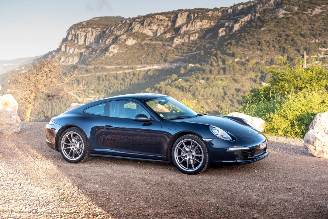2013 Porsche 991 Carrera 4 - Image 3 of 31