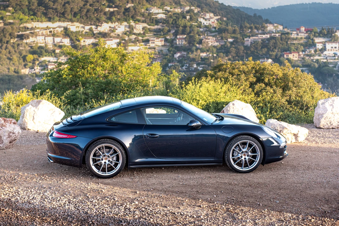 2013 Porsche 991 Carrera 4 - Image 4 of 31