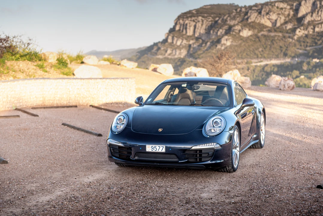 2013 Porsche 991 Carrera 4 - Image 9 of 31