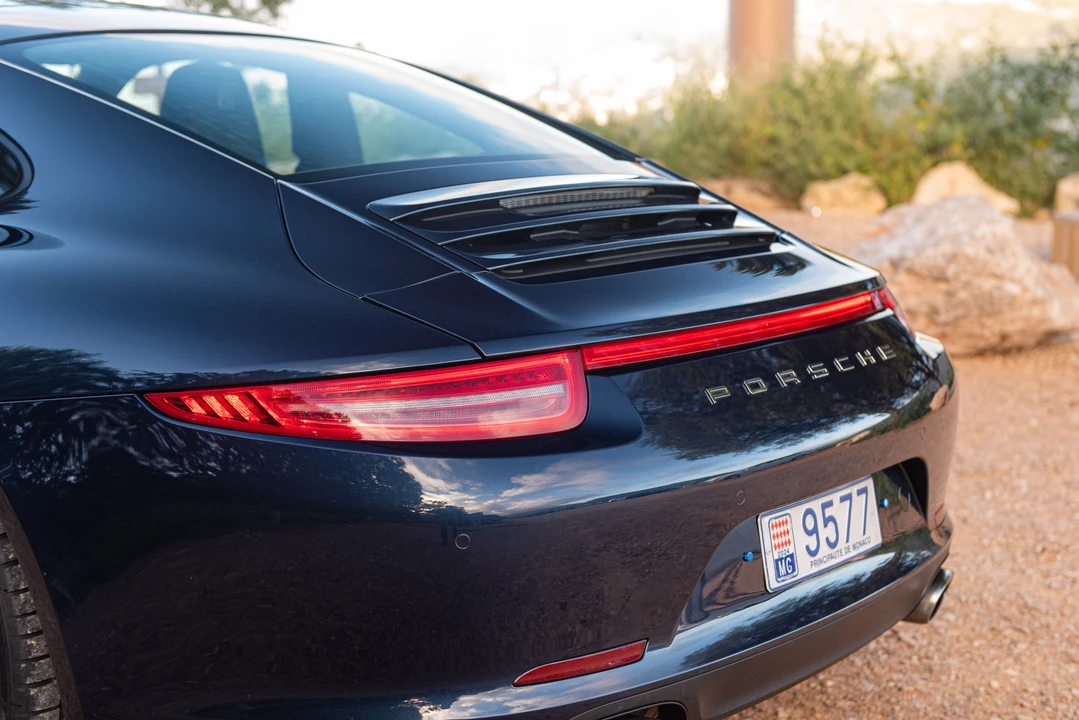 2013 Porsche 991 Carrera 4 - Image 15 of 31