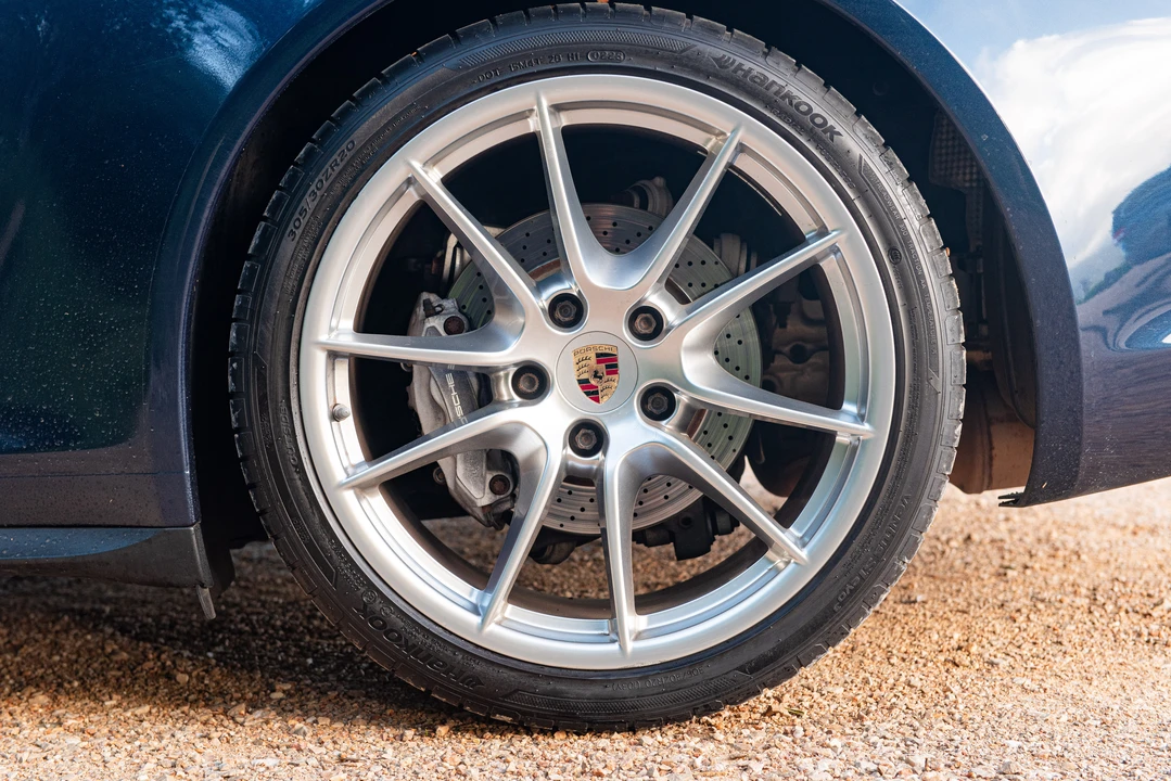 2013 Porsche 991 Carrera 4 - Image 30 of 31