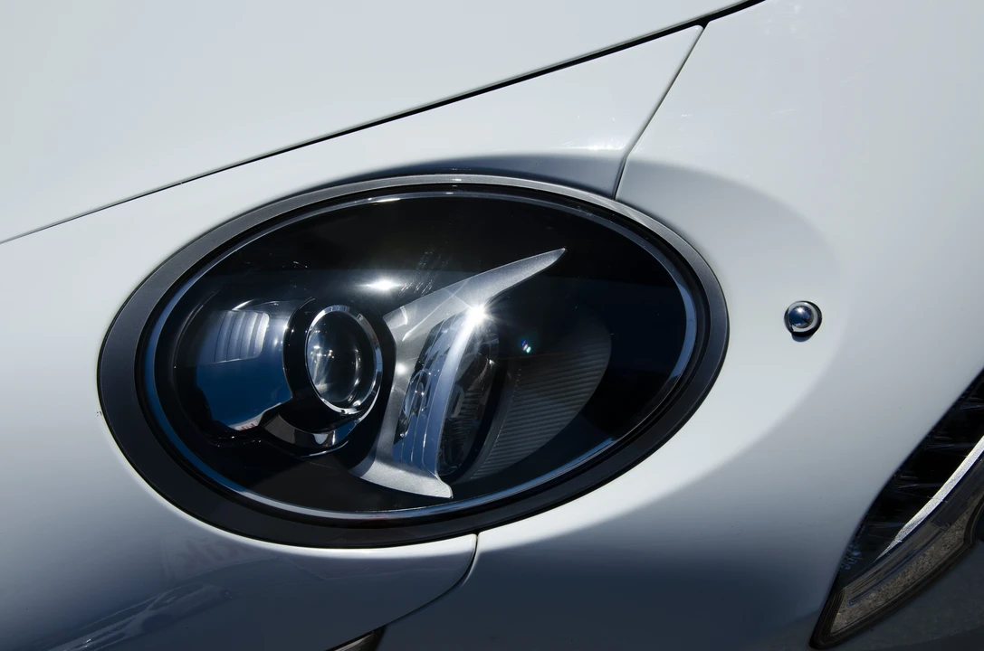 2013 Porsche 991 Carrera 4 - Image 9 of 31