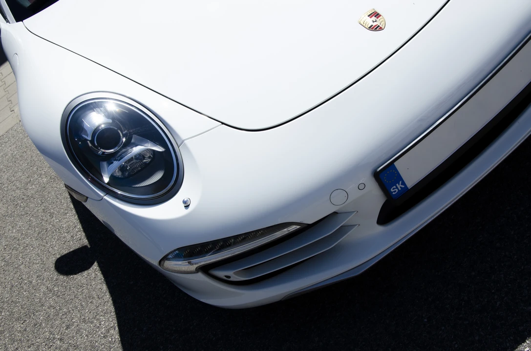 2013 Porsche 991 Carrera 4 - Image 19 of 31