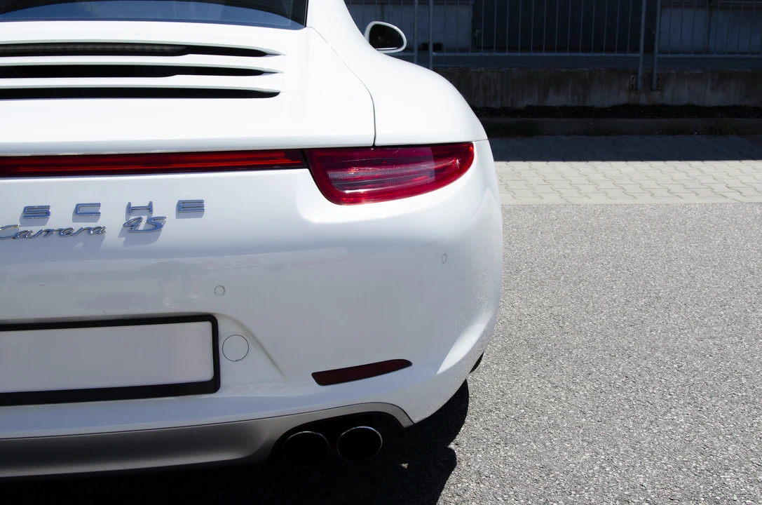 2013 Porsche 991 Carrera 4 - Image 21 of 31